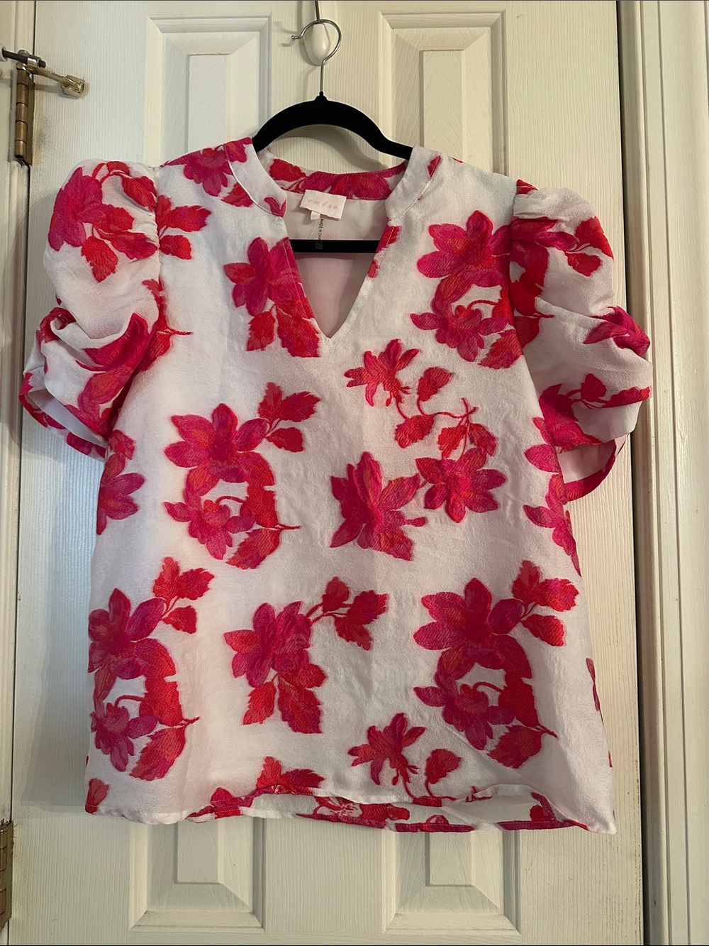 White & Pink Floral Puff-Sleeve V-Neck Top